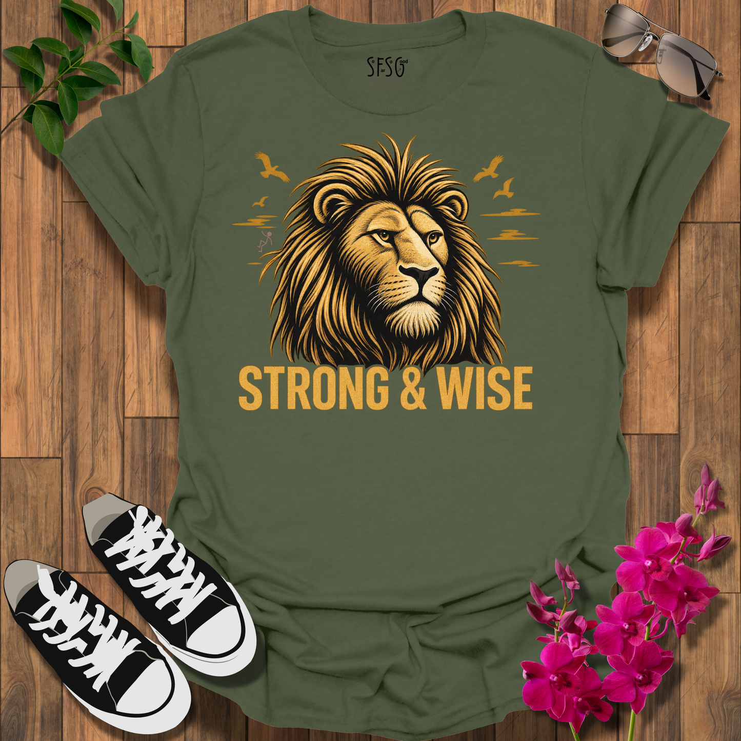 Lion 'Strong & Wise' T-Shirt