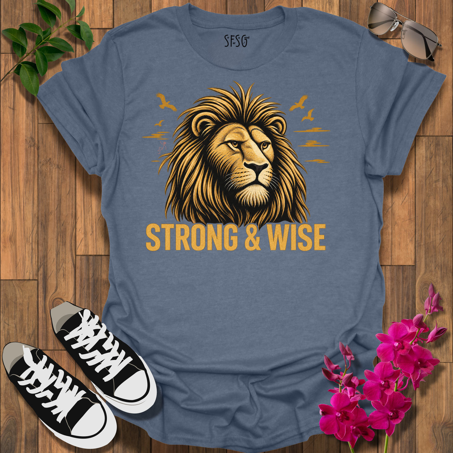 Lion 'Strong & Wise' T-Shirt
