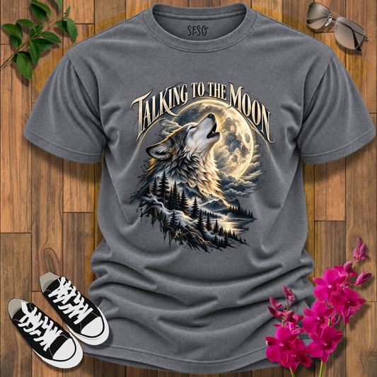 'Talking to the Moon' Wolf Graphic T-Shirt