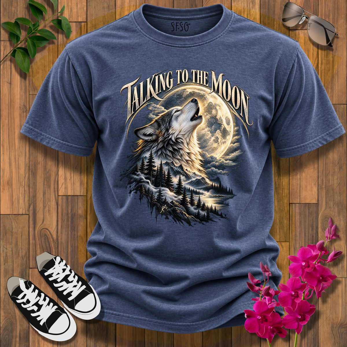 'Talking to the Moon' Wolf Graphic T-Shirt